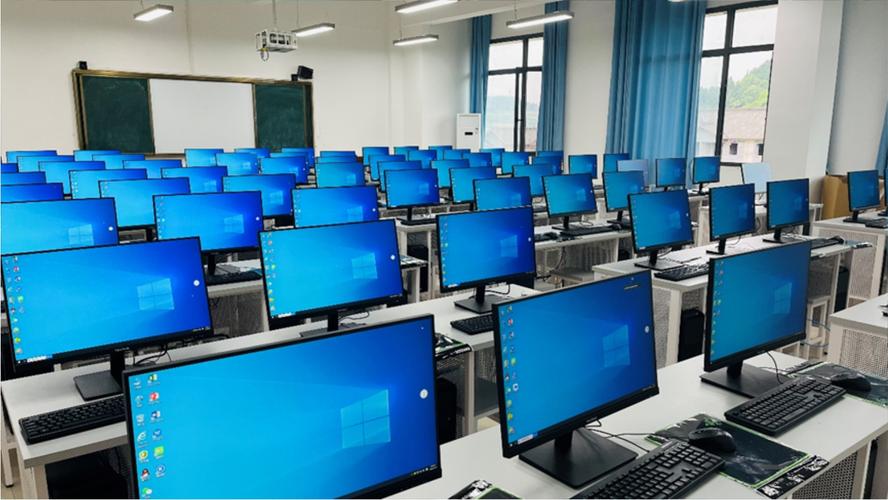 如何实现Python无头浏览器采集应用页面数据同步与更新的功能？