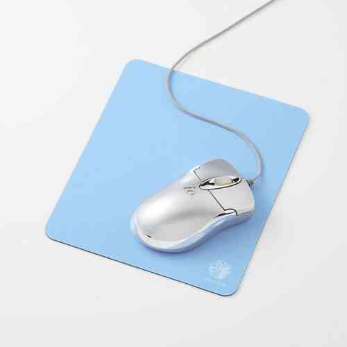 哪种材质的鼠标垫手感最舒适适合电脑使用？